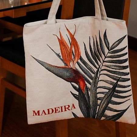 Recanto Da Madeira. Apartment ริเบรา บราวา ภายนอก รูปภาพ